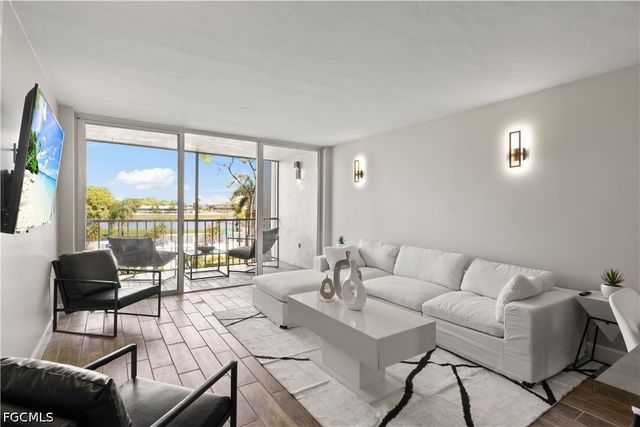 25804 Cockleshell DR 314, Bonita Springs, FL 34135