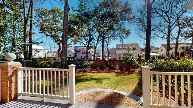 2208 Weepoolow Trail, Charleston, SC 29407