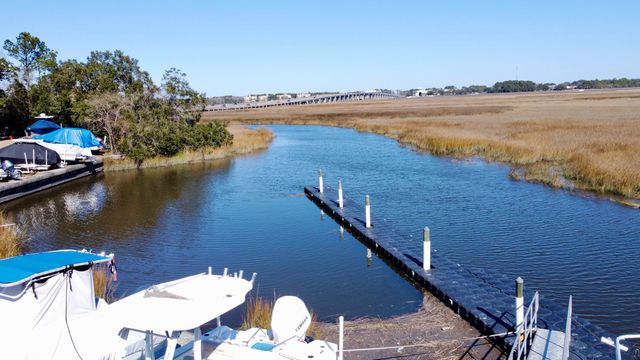 2208 Weepoolow Trail, Charleston, SC 29407