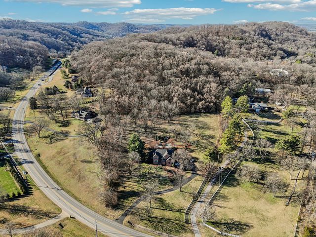 6020 Murray Ln, Brentwood, TN 37027