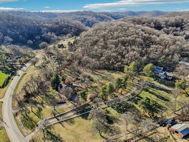 6020 Murray Ln, Brentwood, TN 37027