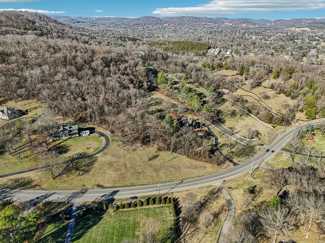 6020 Murray Ln, Brentwood, TN 37027