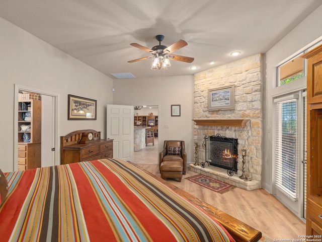 14933 Seven L Trail, Helotes, TX 78023