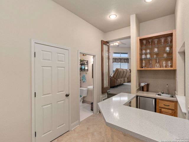 14933 Seven L Trail, Helotes, TX 78023