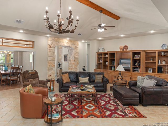 14933 Seven L Trail, Helotes, TX 78023