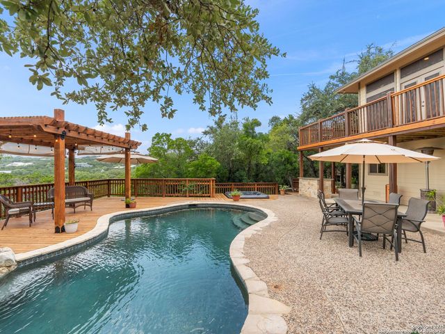 14933 Seven L Trail, Helotes, TX 78023