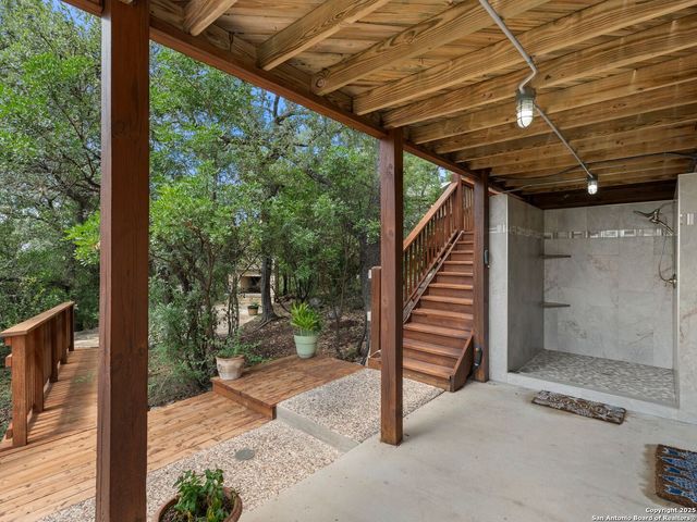 14933 Seven L Trail, Helotes, TX 78023
