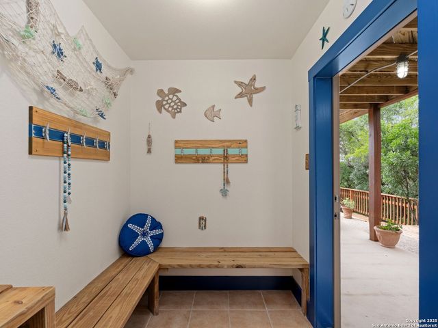 14933 Seven L Trail, Helotes, TX 78023