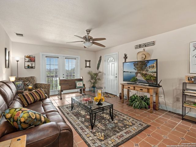 14933 Seven L Trail, Helotes, TX 78023