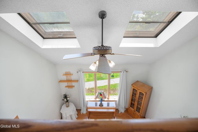 3 Hickory Lane, Sand Lake, NY 12018