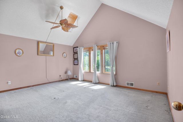 3 Hickory Lane, Sand Lake, NY 12018