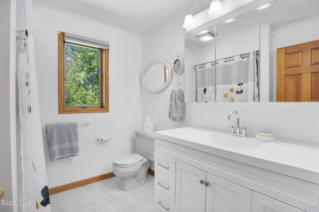 3 Hickory Lane, Sand Lake, NY 12018