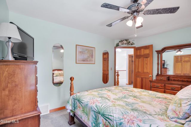 3 Hickory Lane, Sand Lake, NY 12018