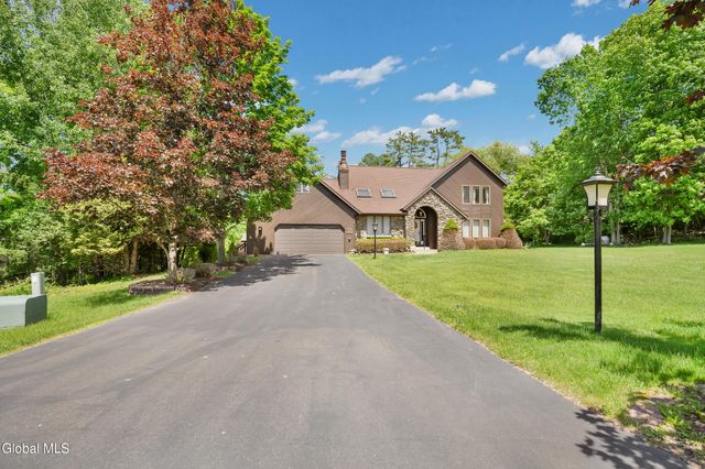 3 Hickory Lane, Sand Lake, NY 12018
