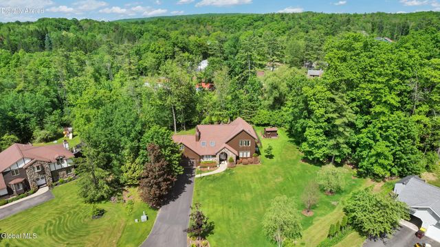 3 Hickory Lane, Sand Lake, NY 12018