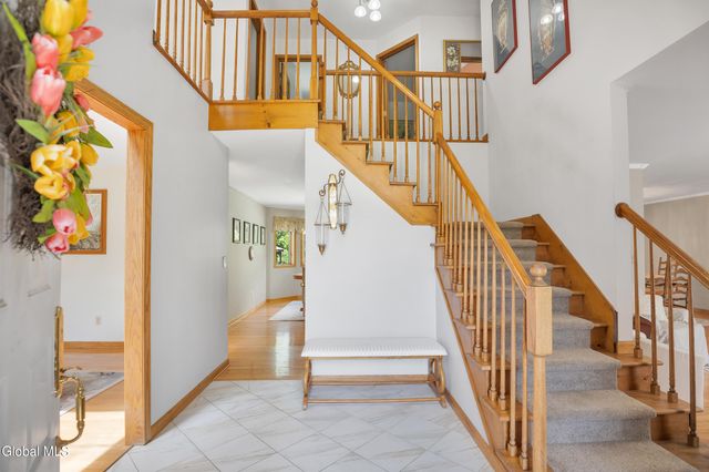 3 Hickory Lane, Sand Lake, NY 12018