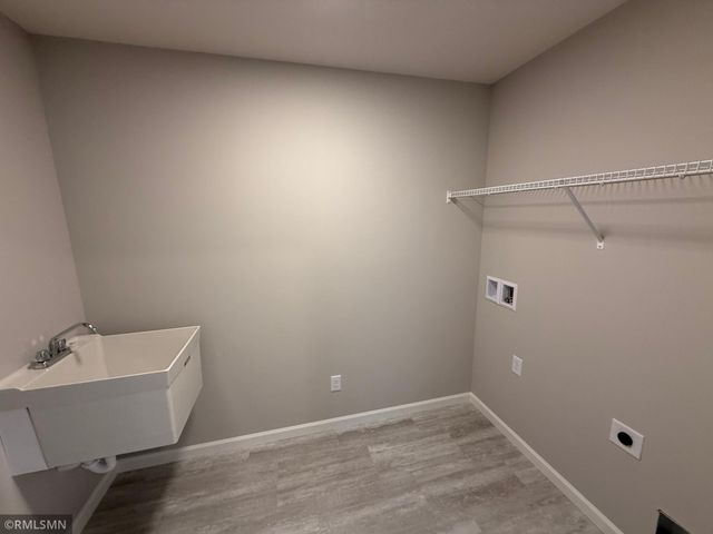 1649 Meadows Drive NE, East Bethel, MN 55011