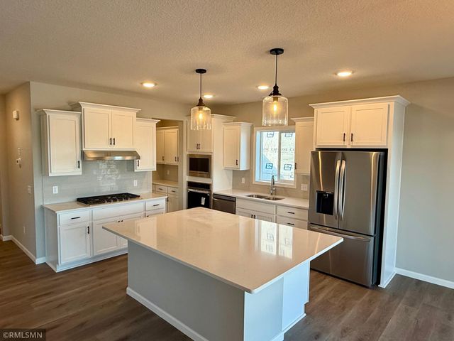 1649 Meadows Drive NE, East Bethel, MN 55011