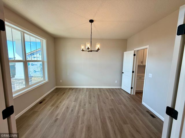 1649 Meadows Drive NE, East Bethel, MN 55011