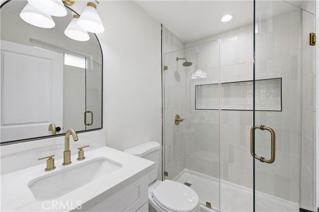 1094 W Evans, San Bernardino, CA 92411