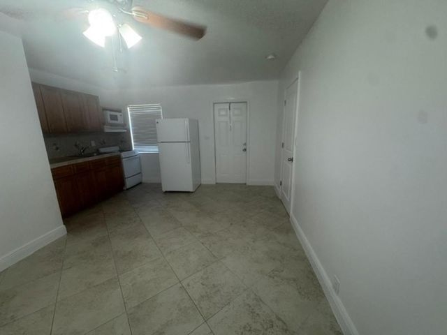 1822 Dixieanna St 10, Hollywood, FL 33020