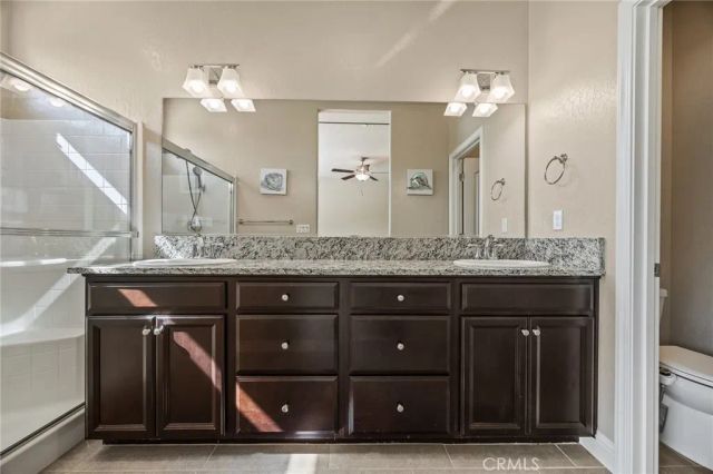 701 Strada, Lemoore, CA 93245