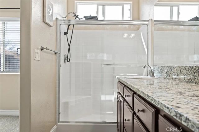 701 Strada, Lemoore, CA 93245