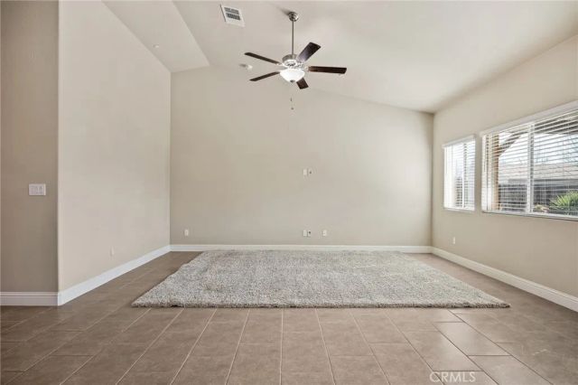 701 Strada, Lemoore, CA 93245