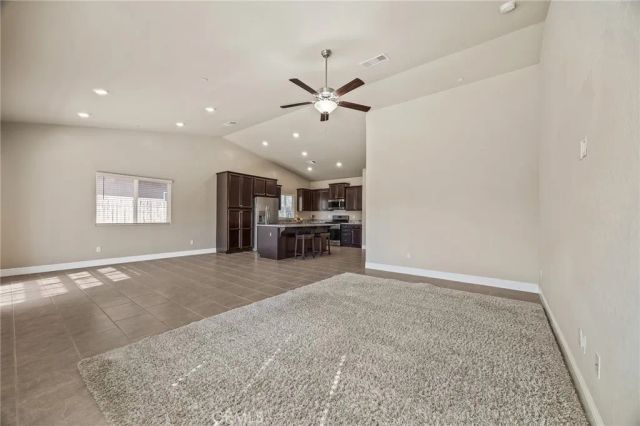 701 Strada, Lemoore, CA 93245