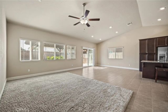 701 Strada, Lemoore, CA 93245