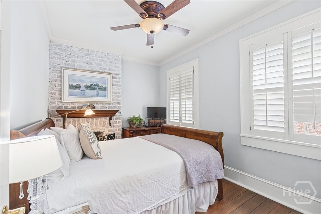 Image 23 of property listing at 439 Abercorn Street, Savannah, GA 31401