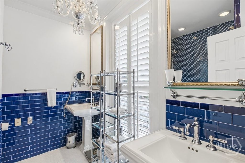 Image 32 of property listing at 439 Abercorn Street, Savannah, GA 31401