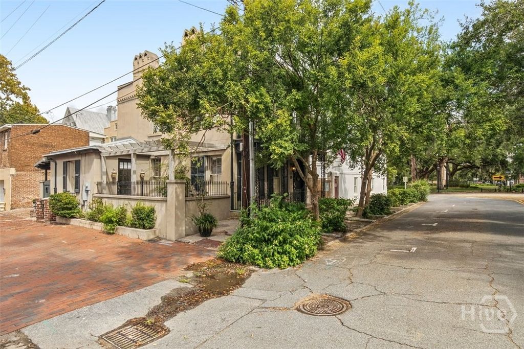 Image 49 of property listing at 439 Abercorn Street, Savannah, GA 31401