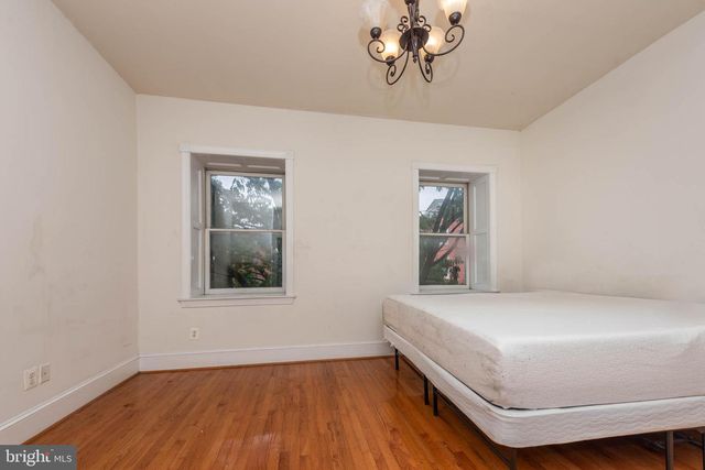 18 E LAFAYETTE AVE, Baltimore, MD 21202