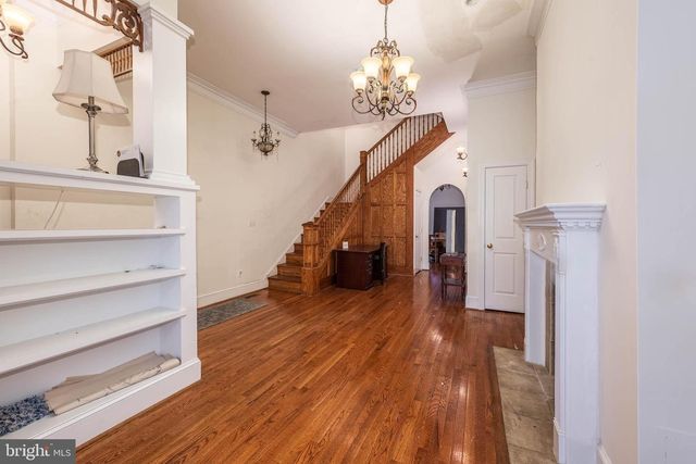 18 E LAFAYETTE AVE, Baltimore, MD 21202