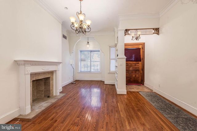 18 E LAFAYETTE AVE, Baltimore, MD 21202