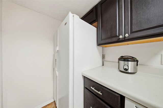 10200 GANDY BOULEVARD N 714, St Petersburg, FL 33702
