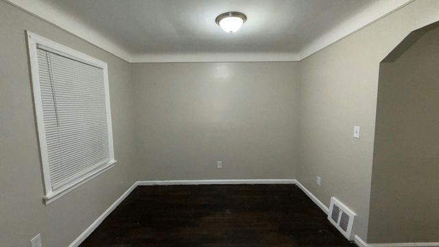 7701 Vaughan Street, Detroit, MI 48228