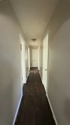 7701 Vaughan Street, Detroit, MI 48228