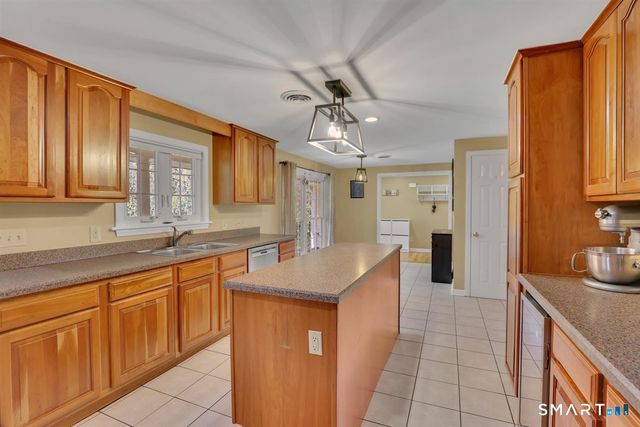 224 Coleman Road, Middletown, CT 06457