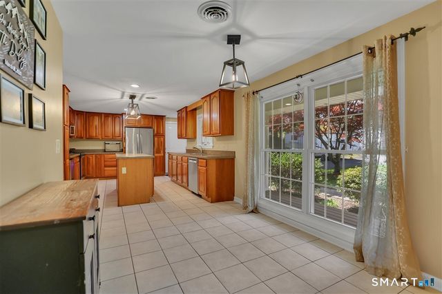 224 Coleman Road, Middletown, CT 06457