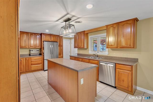 224 Coleman Road, Middletown, CT 06457