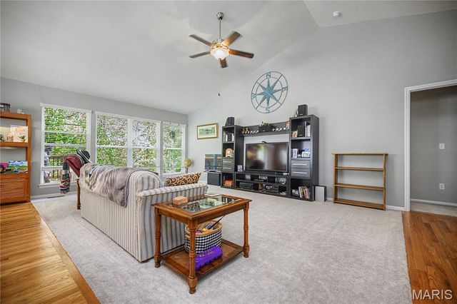 928 Gandolf Way, Eureka, MO 63025