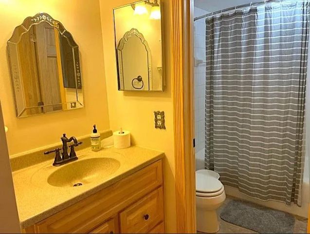 4560 Cedar Lake Road S 3, Saint Louis Park, MN 55416