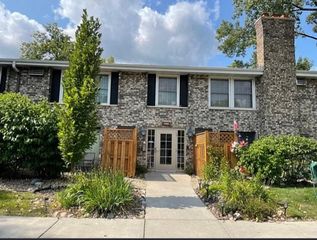 4560 Cedar Lake Road S 3, Saint Louis Park, MN 55416