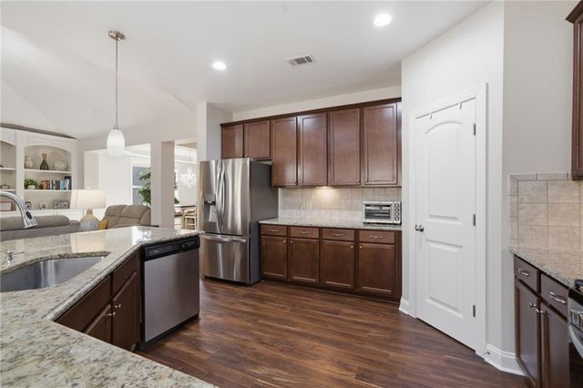 6180 Bluff Heights Drive, Cumming, GA 30040