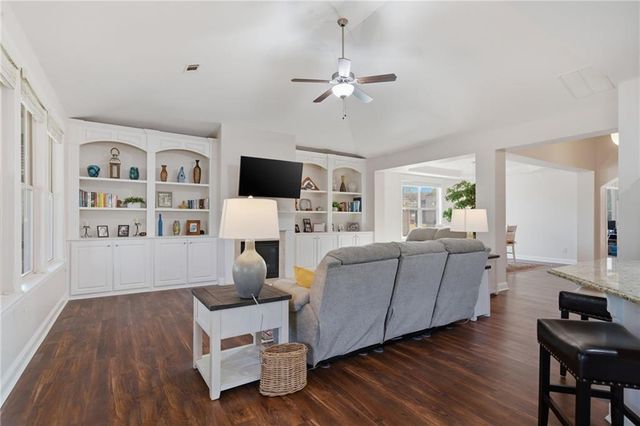 6180 Bluff Heights Drive, Cumming, GA 30040