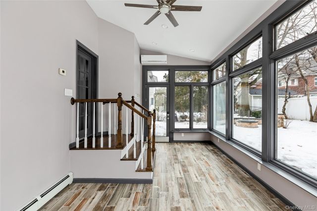 105 Jefferson Street, Garden City, NY 11530