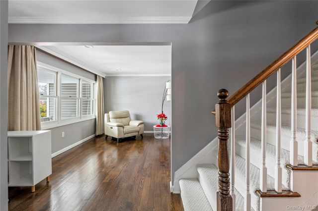 105 Jefferson Street, Garden City, NY 11530