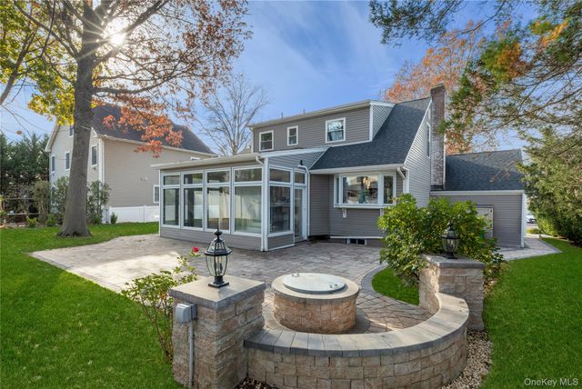 105 Jefferson Street, Garden City, NY 11530